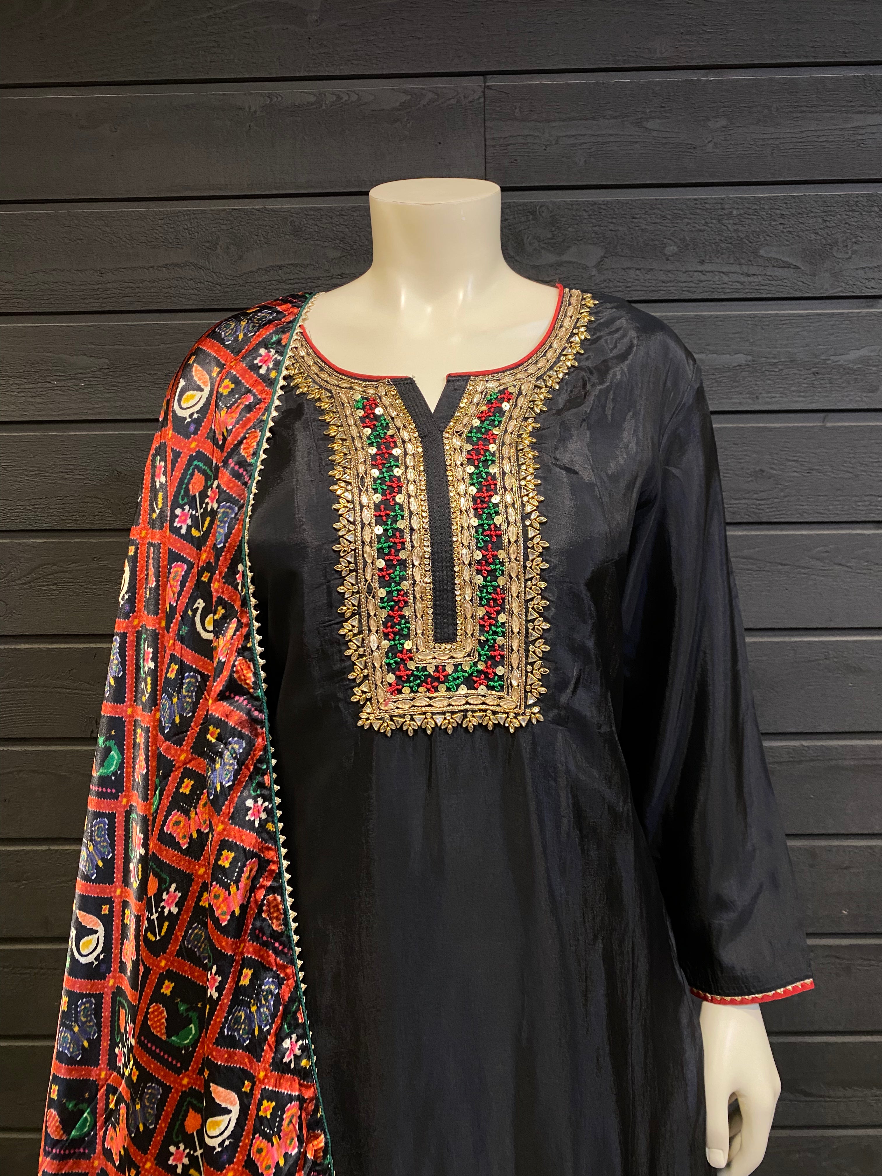 Sindhi embroidery salwar kameez design on sale