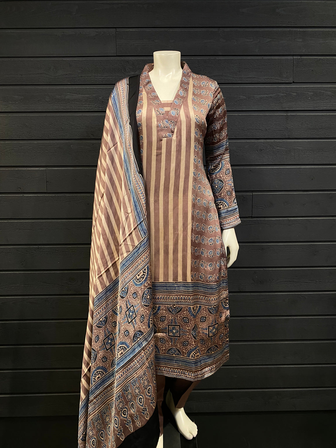 Silk Salwar Kameez